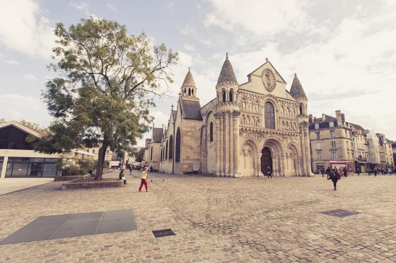 La Maison De La Liberte Alexandra David-Neel Poitiers Exteriör bild