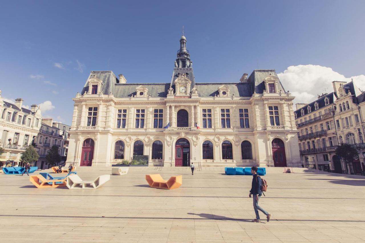 La Maison De La Liberte Alexandra David-Neel Poitiers Exteriör bild